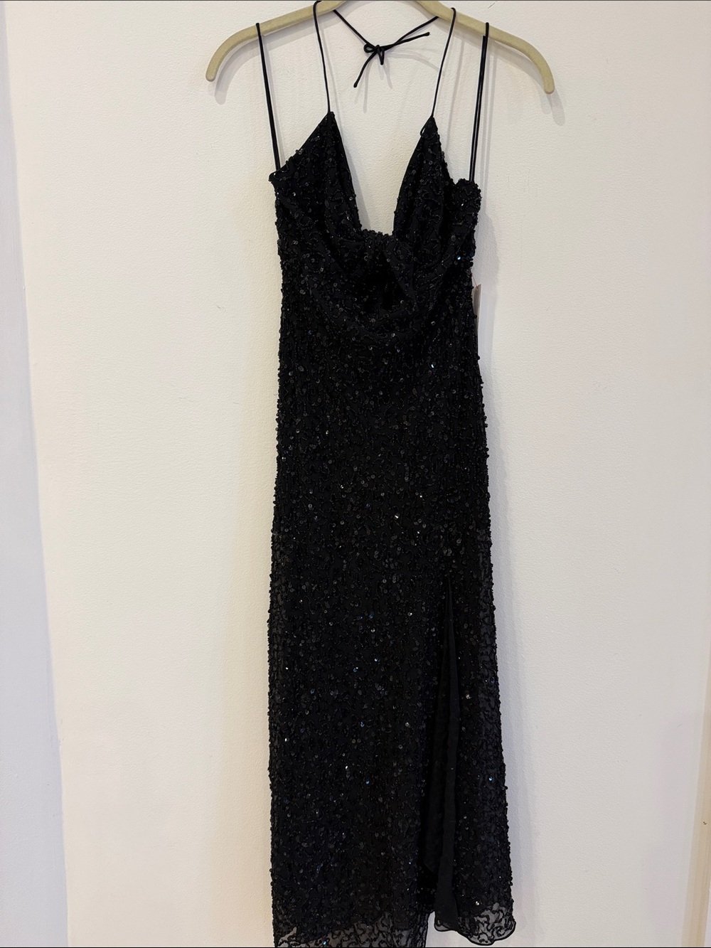 Alice + Olivia Black Sequin Strapless Halter Midi Dress with Keyhole Knot